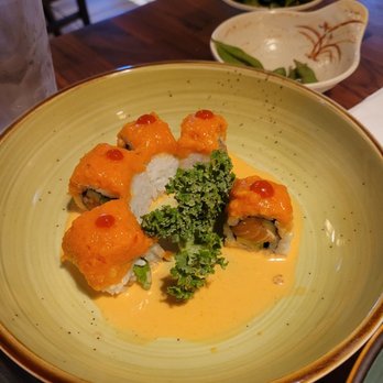 Sapporo Sushi - Salmon roll - Japanese Near Me - Long Beach, California