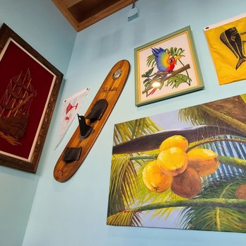 Boat Drinks - Decor - Cocktail Bars Near Me - St. Augustine, Florida