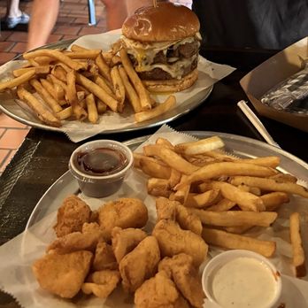Germantown Pub - Burger and fried Catfish Nuggets & Fries - Pubs Near Me - Nashville, Tennessee