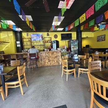 El Poblanito Mexican Restaurant - Bar - Tacos Near Me - Vernon Hills, Illinois