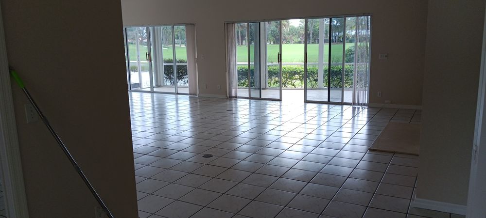 Slide of Qrazy Qreationz