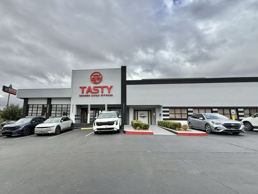 Tasty Modern Asian Kitchen by null