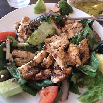 Olivit Mediterranean Grill - Greek salad with grilled chicken - Half size - Mediterranean Near Me - Spring, Texas