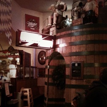 Hilltop Pub and Grill - Pubs Near Me - Stevens Point, Wisconsin Hilltop Pub and Grill - Pubs Near Me - Stevens Point, Wisconsin