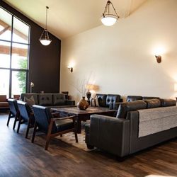 Chateau Health & Wellness