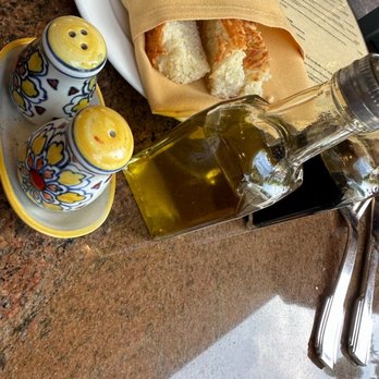 Romul's - Fresh baked bread, EVOO, and balsamic - Italian Near Me - Hood River, Oregon Romul's - Fresh baked bread, EVOO, and balsamic - Italian Near Me - Hood River, Oregon