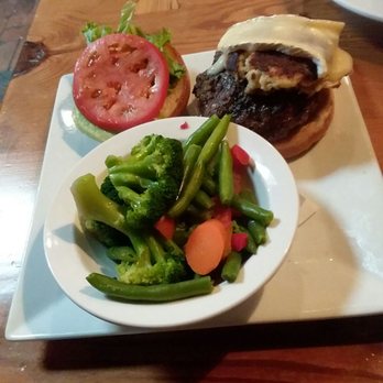 Kelly's Gingernut Pub - Kelly's Crab & Brie Pub Burger - Irish Pub Near Me - Cape Charles, Virginia Kelly's Gingernut Pub - Kelly's Crab & Brie Pub Burger - Irish Pub Near Me - Cape Charles, Virginia