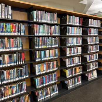Looscan Neighborhood Library - Books and shelves! - Libraries Near Me - Houston, Texas Looscan Neighborhood Library - Books and shelves! - Libraries Near Me - Houston, Texas