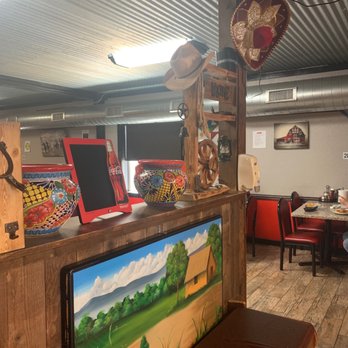 Taqueria Jalisco - a view of the inside of a restaurant - Mexican Near Me - Seminole, Texas Taqueria Jalisco - a view of the inside of a restaurant - Mexican Near Me - Seminole, Texas