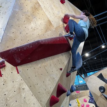 North Mass Boulder - Gyms Near Me - Indianapolis, Indiana North Mass Boulder - Gyms Near Me - Indianapolis, Indiana