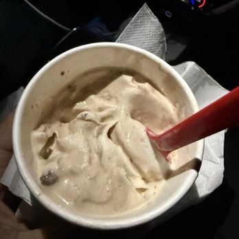 Dairy Queen Ltd Brazier - Chocolate Chip Cookie Dough BLIZZARD Treat with Reese's - Ice Cream & Frozen Yogurt Near Me - Canton, Michigan