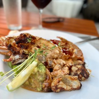 Hualani's - Lobster dynamite entree, looks nice but tastes average - Hawaiian Near Me - Lihue, Hawaii Hualani's - Lobster dynamite entree, looks nice but tastes average - Hawaiian Near Me - Lihue, Hawaii