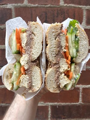 Cleo Bagels by null