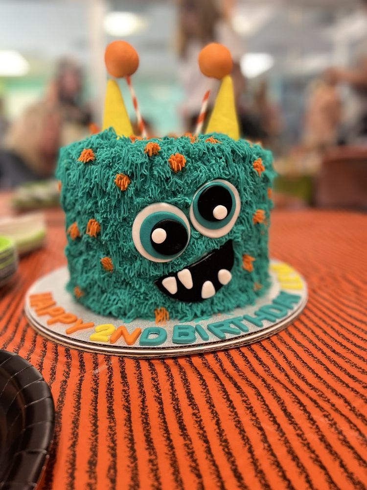 Brenda’s Classic Cakes Logo