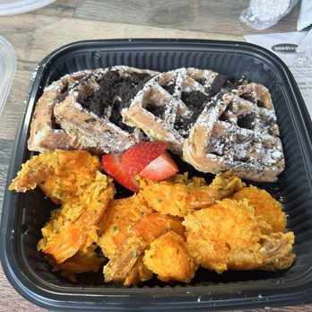 Kori's Eat - Oreo Waffle / Shrimp - Caribbean Near Me - The Bronx, New York