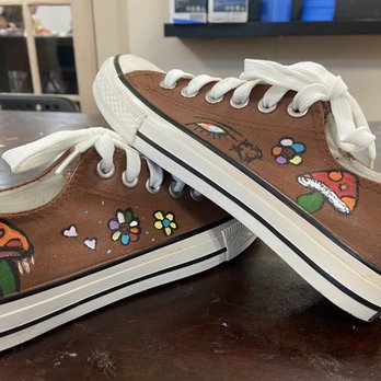 Kicasso Sneaker Art Bar - Finished product - Paint & Sip Near Me - Indianapolis, Indiana Kicasso Sneaker Art Bar - Finished product - Paint & Sip Near Me - Indianapolis, Indiana