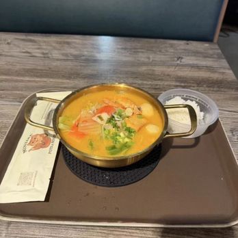 MiniMe Pots and Noodles - Spicy pork bone broth - Hot Pot Near Me - Rancho Cucamonga, California