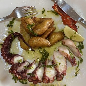 Asador Del Sur - Latin American Near Me - Maplewood, Missouri