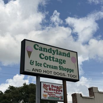 Candyland Cottage And Ice Cream Shoppe - Signage - Candy Stores Near Me - Scott, Louisiana Candyland Cottage And Ice Cream Shoppe - Signage - Candy Stores Near Me - Scott, Louisiana