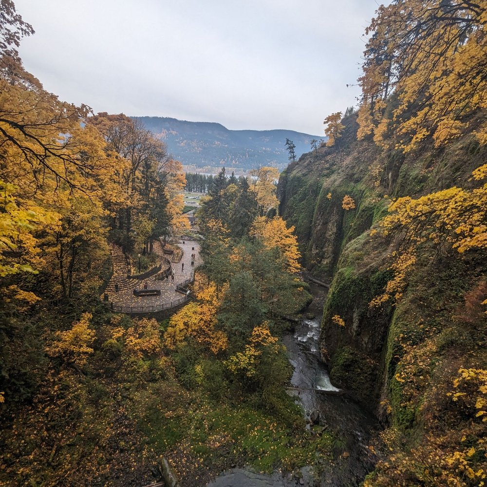 Multnomah Falls - Hiking Near Me - Bridal Veil, Oregon Multnomah Falls - Hiking Near Me - Bridal Veil, Oregon