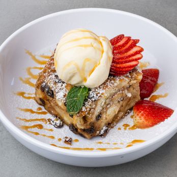 Home Run Dugout - Classic Bread Pudding - American Near Me - Katy, Texas