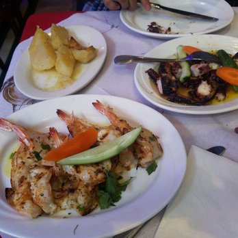 Stamatis Restaurant - Nomnomnomnom - Greek Near Me - Astoria, New York