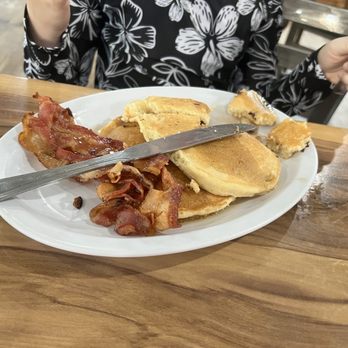 Dottie's Kitchen - Chocolate pancakes with bacon - Breakfast & Brunch Near Me - Helen, Georgia Dottie's Kitchen - Chocolate pancakes with bacon - Breakfast & Brunch Near Me - Helen, Georgia