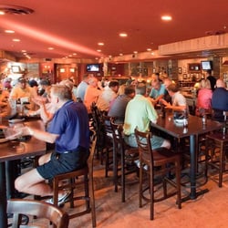 Willy T's Tavern
