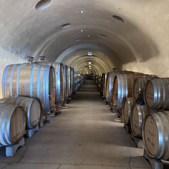 Presqu'ile Winery - Wineries Near Me - Santa Maria, California