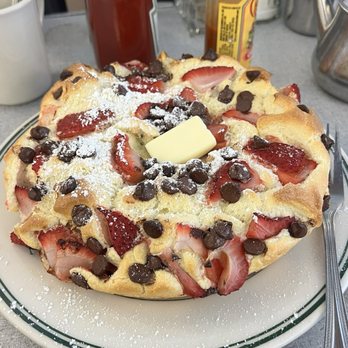 Oceanview Diner - Soufflé pancake - Sandwiches Near Me - Berkeley, California