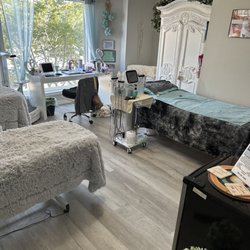 Pensacola Teeth Whitening & Body Cavitation 