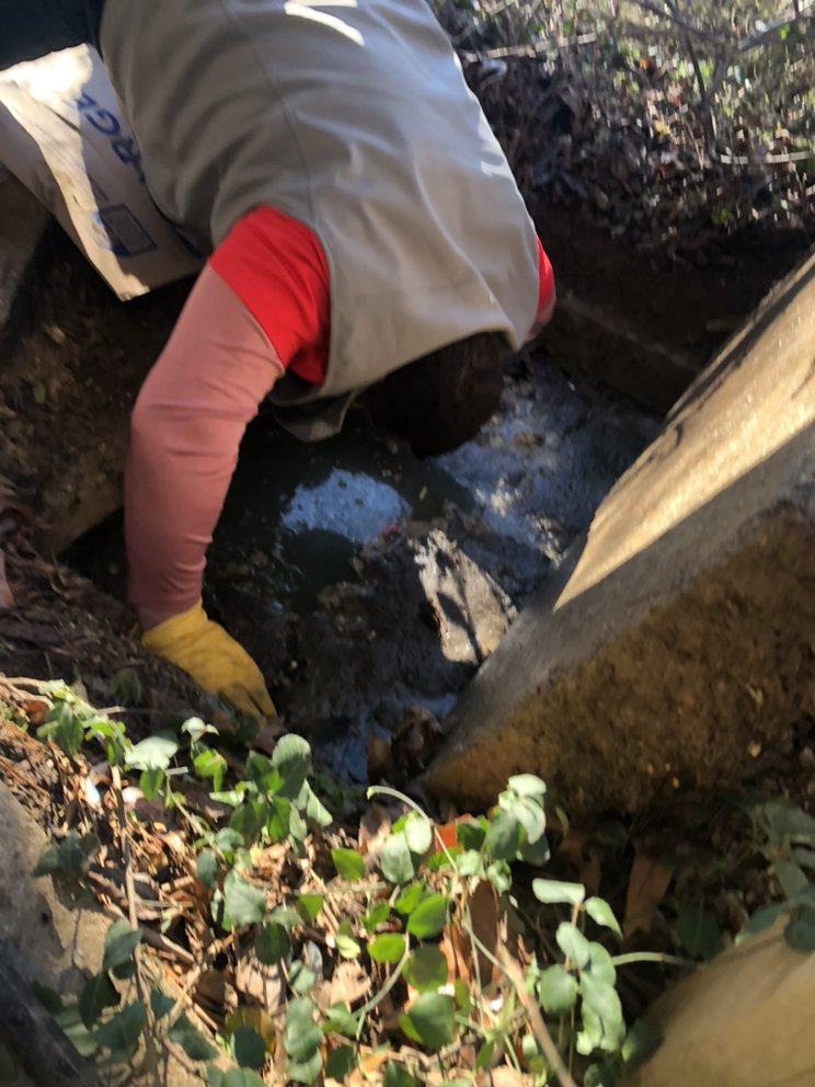 Slide of Parks's Plumbing Pros