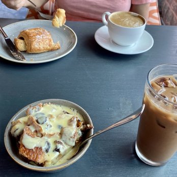 Cafe Kopi - Bread pudding Vanilla Mac nut latte Chocolate Au pain croissant - Coffee & Tea Near Me - Kailua, Hawaii Cafe Kopi - Bread pudding Vanilla Mac nut latte Chocolate Au pain croissant - Coffee & Tea Near Me - Kailua, Hawaii
