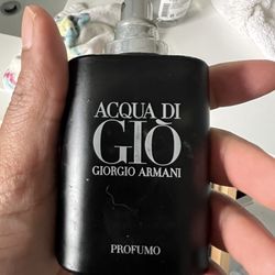 Perfumes 4 U