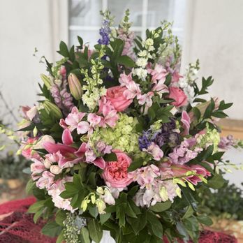 Sami's Flowers - Extravagant Spring beauty ($500 & up) - Florists Near Me - Mission Viejo, California Sami's Flowers - Extravagant Spring beauty ($500 & up) - Florists Near Me - Mission Viejo, California