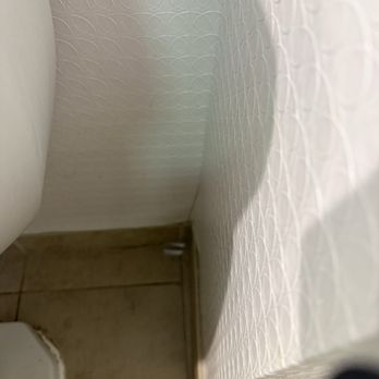 Hampton Inn Charleston-Downtown - Dirt and broken glass or plastic behind the toilet - Hotels Near Me - W Charleston, West Virginia Hampton Inn Charleston-Downtown - Dirt and broken glass or plastic behind the toilet - Hotels Near Me - W Charleston, West Virginia