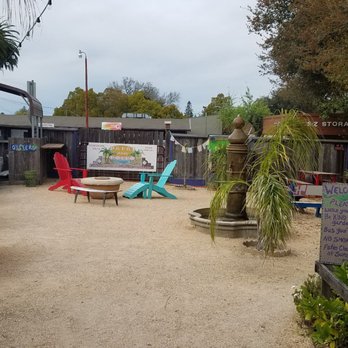 Papas and Pollo - Their charming outdoor dining area - Mexican Near Me - Sebastopol, California