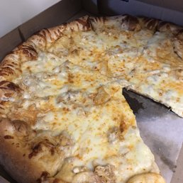 Buffalo chicken wing pizza Buffalo chicken wing pizza
