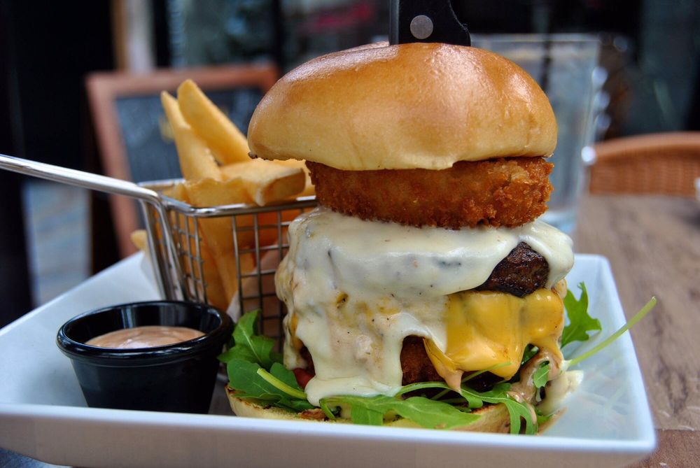 CLUTCH BURGER 697 Photos & 520 Reviews 146 Giralda Ave, Coral