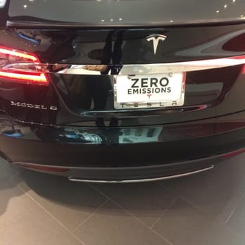 Lenox Square - Tesla Store in Lenox Mall. - Shopping Centers Near Me - Atlanta, Georgia