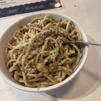 Crawfish Cafe - HH Garlic Noodles - Seafood Near Me - Pearland, Texas Crawfish Cafe - HH Garlic Noodles - Seafood Near Me - Pearland, Texas