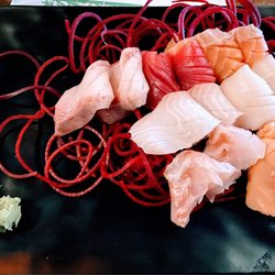 Sake Sushi - Chef's sashimi $40