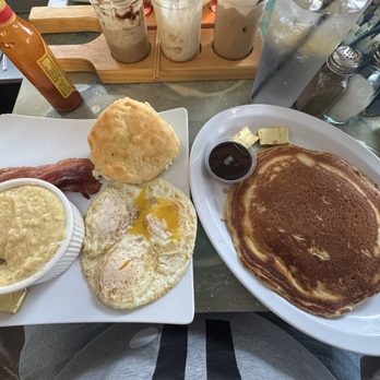 Savor Southern Kitchen - Grits, bacon, eggs, biscuit, pancake - Breakfast & Brunch Near Me - Wilmington, North Carolina Savor Southern Kitchen - Grits, bacon, eggs, biscuit, pancake - Breakfast & Brunch Near Me - Wilmington, North Carolina