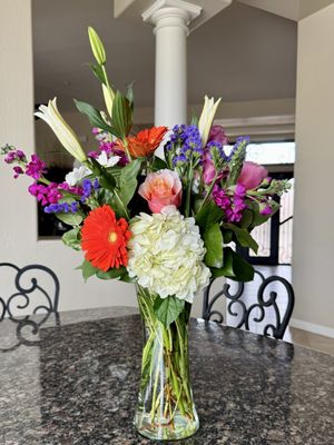 Elite Flowers and Gifts by null