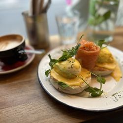 Drury 188-189 - Eggs Royale