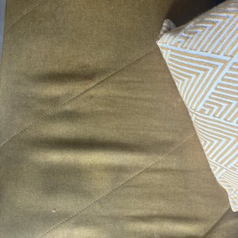 Jet Set Ny Living - You can't even SIT on the sofa, it smells of everything who even knows what's on it - Vacation Rentals Near Me Jet Set Ny Living - You can't even SIT on the sofa, it smells of everything who even knows what's on it - Vacation Rentals Near Me