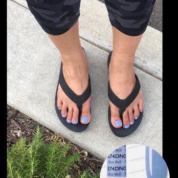 KB Nails - Deluxe gel pedi by Hanah - Nail Salons Near Me - Sacramento, California