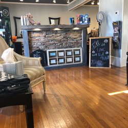 Hair Company - Waiting area