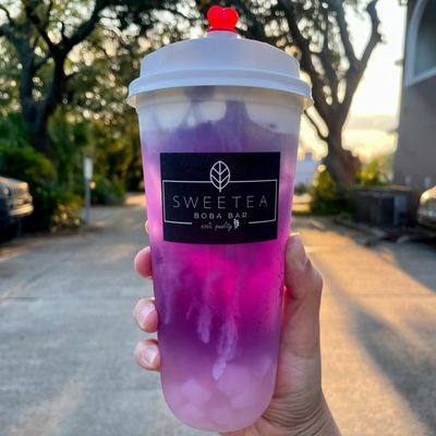 SWEETEA BOBA BAR by null