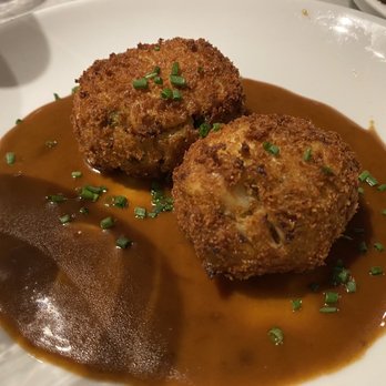 Mignonette - Crab cakes - New American Near Me - Miami, Florida Mignonette - Crab cakes - New American Near Me - Miami, Florida